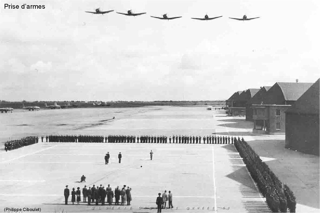 122 - AERODROMES ET BASES 1945-1962-1-ORAN LA SENIA BA 141 (32).jpg
